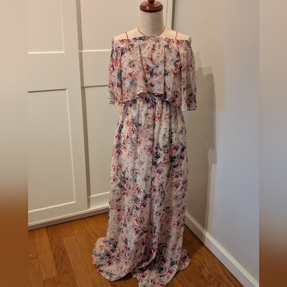 Show Me Your Mumu Size Medium Hacienda/Off Shoulder Maxi Dress Floral - Picture 2 of 8